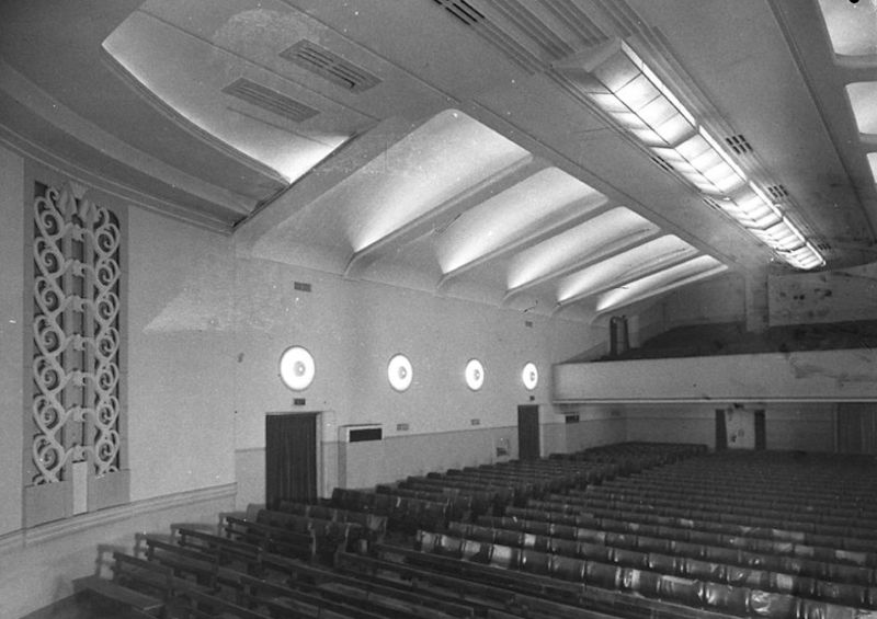 Sam Hood, Stage to bio-box, Lithgow Theatre (taken for Guy Crick & Co). This is the interior of the Trades Hall Picture Palace after the 1947 remodelling. State Library of NSW,