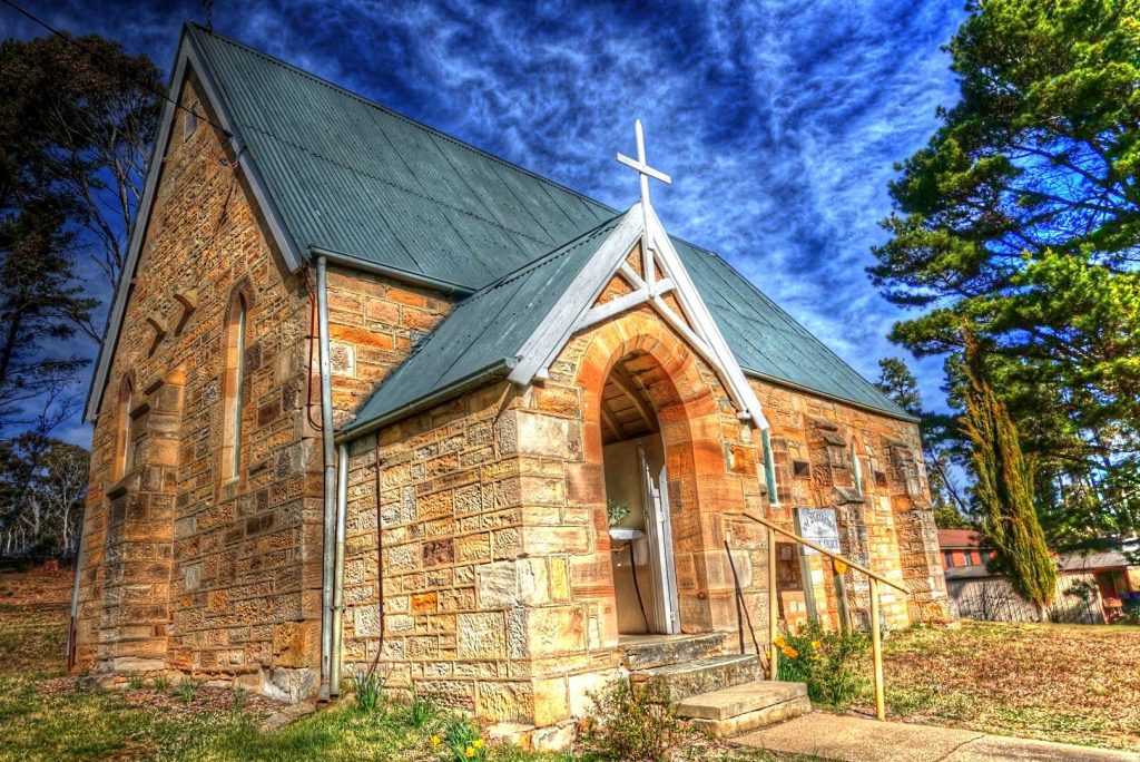 ST MATTHEWS RYDAL built in 1869 - Photo by Lithgow2790.com